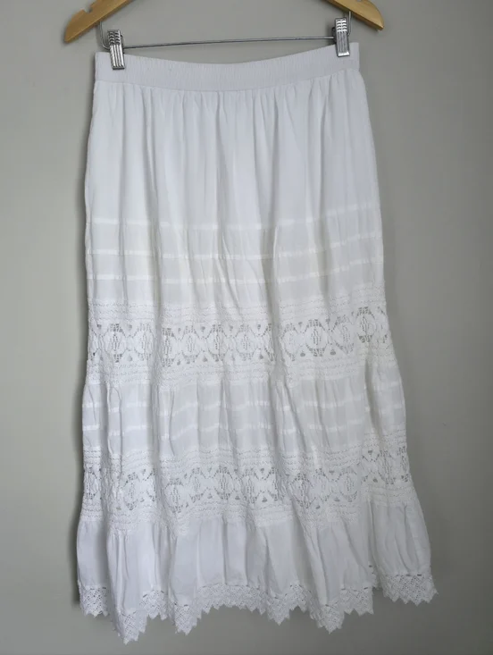 Vintage St John’s Bay White Lace Midi Skirt Cotton Boho Size M Elastic - Picture 2 of 10